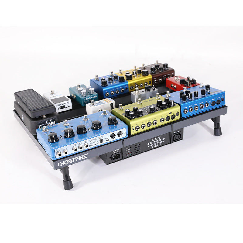 guitar pedal board reviews Ghost Fire Large Guitar Pedal Board Aluminum Alloy Super light Effect Pedalboard with Carry Bag,SPL-06 (24.4''x15.7'')
